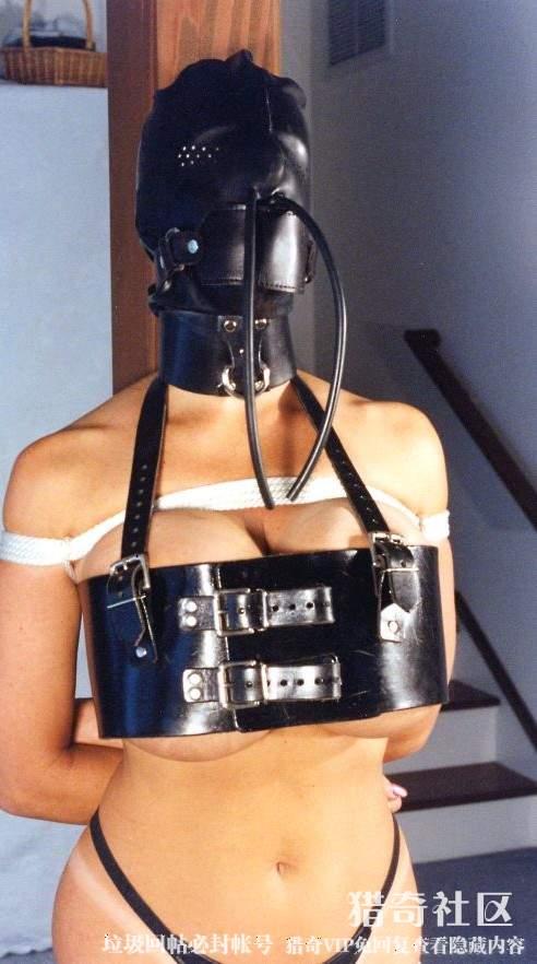  [Gag,Leather,Westerner,Chinese shackle,Blindfolded,Strait jacket,Crotch rope tie,Mummification]