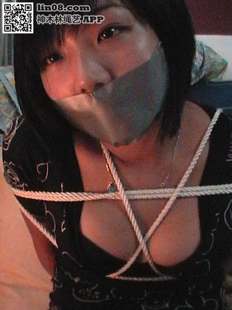 Taped Claire - 经典，被捆绑封嘴的可爱女生 [堵嘴,胶带]