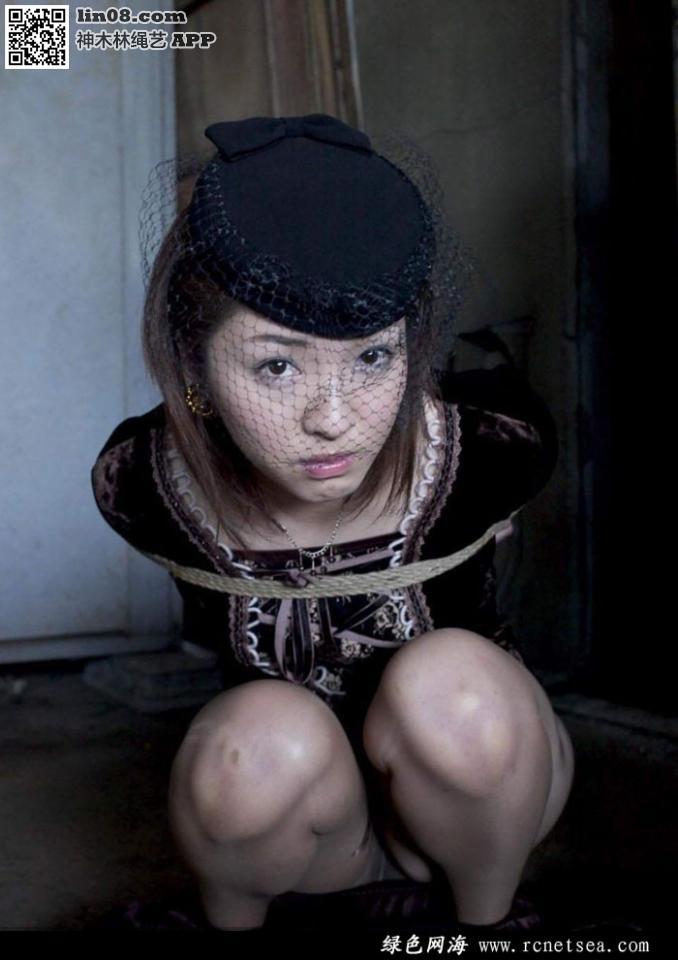 如此时尚晚装，你想要吗 [Boxtie,Pantyhose,Japanese Female]