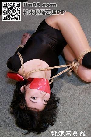 日本紧缚 [堵嘴,日本美女,团缚/海老缚,体操服]