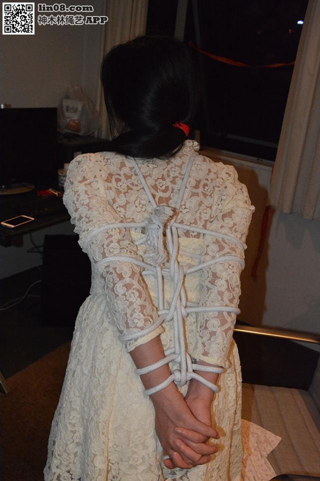 发点私家照, 纪念美好的2013 - 这是我家小美女 [Japanese Female,Elbows tied]