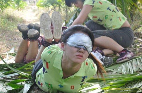  [Hogtie (Lying on stomach),Blindfolded,Chinese Female]
