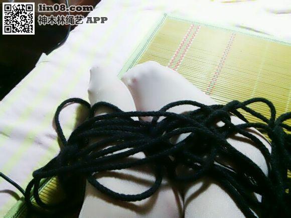 脚铐系列图 [Japanese Female,White Pantyhose]