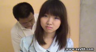 应求发片: 清纯可爱小美女 神艺缘 和玉 知道你们找这个模特很久了, 站长一有机会得到这个视频就赶紧发上来分享.<br>她的视频不多, 将来可能也不会有了, 所以这部片子值得收藏, 不买别后悔.<br>发到点播免疫和谐.