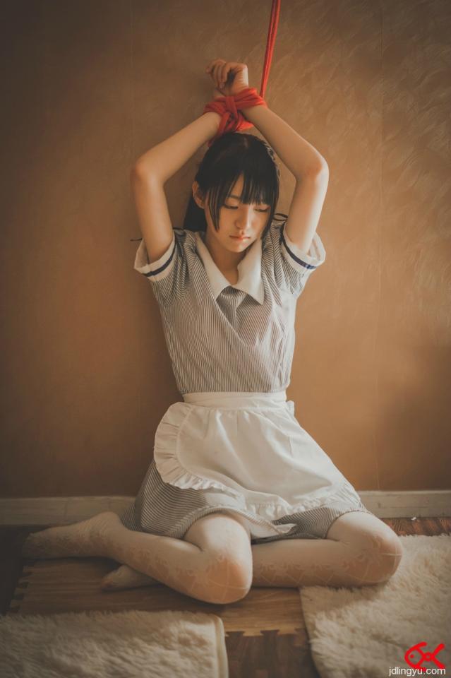 微光 [驷马,吊缚,日本美女,白丝,长筒袜,后手吊缚]