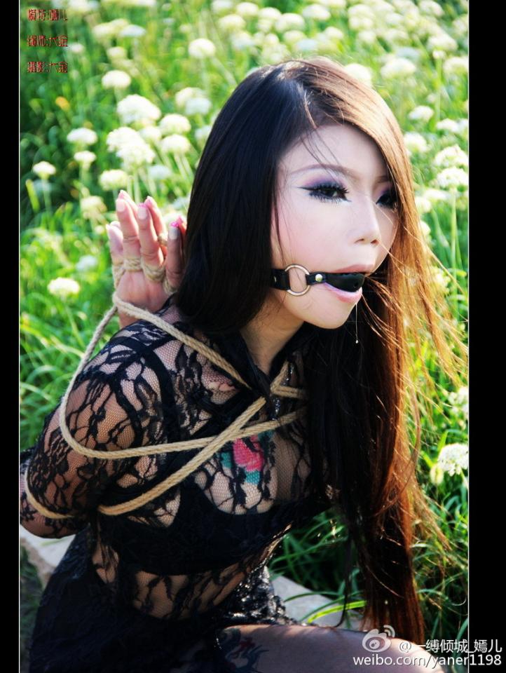 嫣儿 [丝袜,后手观音,堵嘴,嫣儿,中国女孩]