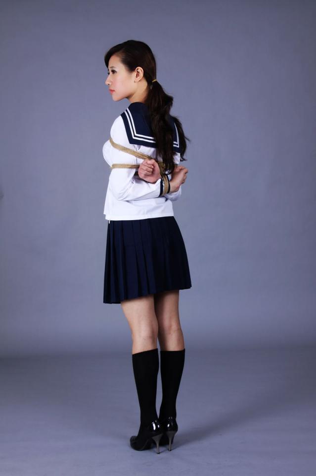 馨缘学生装 [馨缘,日式反绑,学生（水手服）,高跟鞋,胸缚,高手缚,学生（英式领结）]