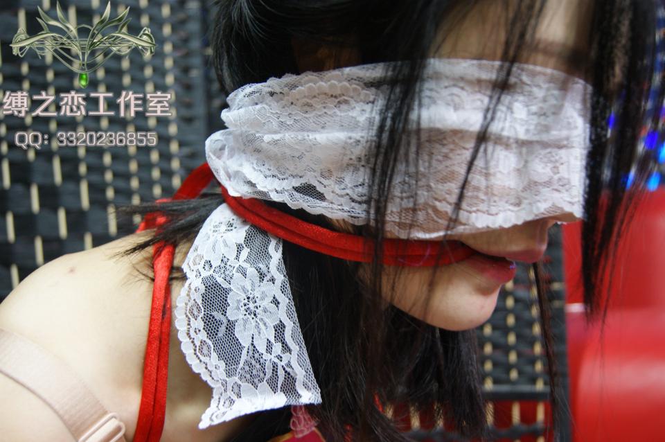 清新模特~蕾蕾试拍合集、日式、五花、海老、单手套、蕾丝眼罩 新鲜出炉的模特，清纯，白瘦美，女神的身高170，小清新的体重45<br>蕾蕾初次试拍，感觉很清秀很腼腆，但是真的很上镜，很好拍