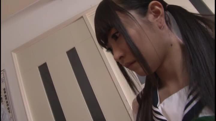  禁断拘束レズ VOL.10 識別碼: ISD-197<br>長度: 121分鐘<br>製作商: アウダースジャパン<br>發行商: ISIS<br>系列: 禁断拘束レズ<br>類別:女同性戀 拘束 舔陰 手指插入 女同接吻 高畫質<br>演員:北島玲 佐伯春菜 長谷川美裸<br>2个美熟女被捆绑在椅子上被女子高中生玩弄后，后来又在OL工作室内被2个美女捆绑起来调教