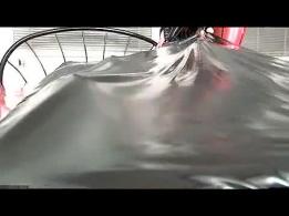 乳胶真空床游戏 性感妹子畅玩真空床，最后还把屁股撅高趴在真空床里，十分带感