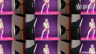 胶衣乳娘小合集 视频不长 都是胶衣美女