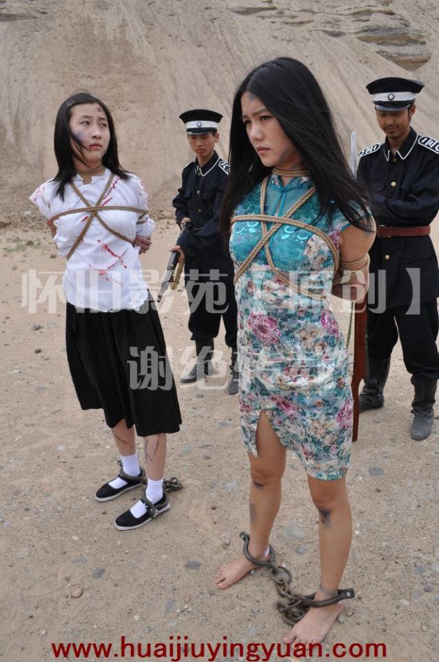女烈4 - 镣铐捆绑 [学生（五四青年）,脚铐/脚镣,中国女孩,棉袜,赤脚裸足]