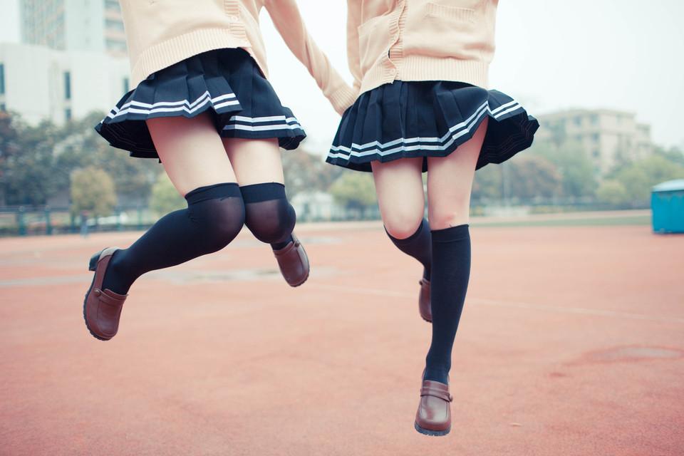 百合少女写真 [学生（水手服）,长筒袜]