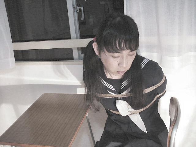 来一组大家没看见过的 [日式反绑,学生（水手服）,中国女孩]