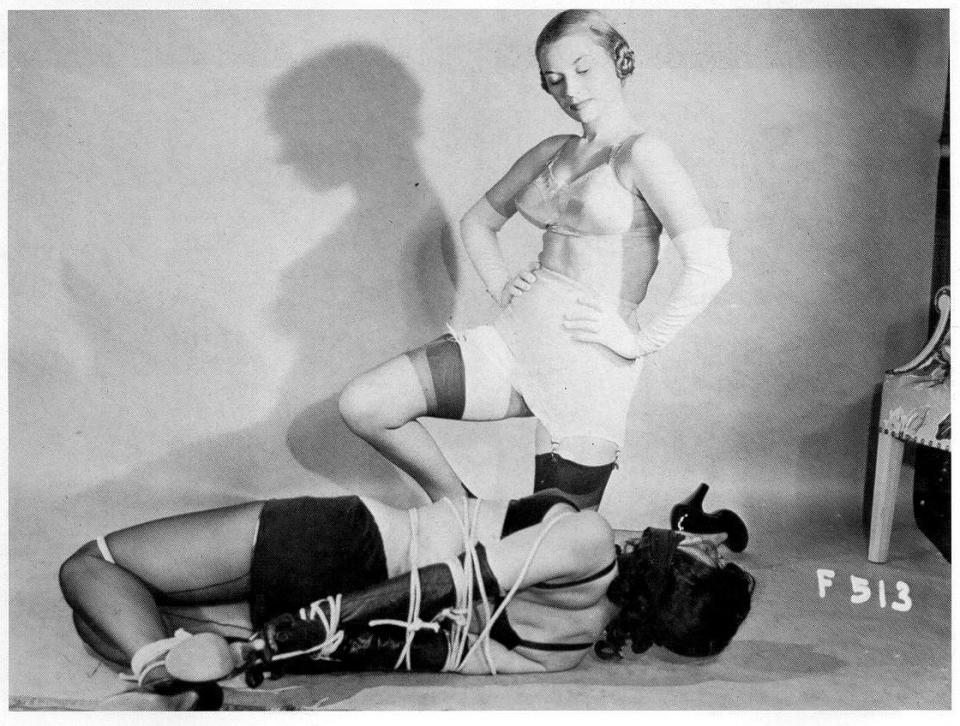 Vintage [Pantyhose,Hogtie (Lying on stomach),Westerner]