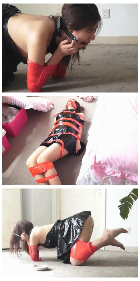 【潜伏二】第三集  屈服饲育（第二集哪里去了？？） 欢迎参与蕾姆和赛车服凛的预售<br>https://www.syxml.com/user_script_detail.php?article_id=498&user_script_id=206<br>https://www.syxml.com/user_script_detail.php?article_id=502&user_script_id=208<br>https://www.syxml.com/user_script_detail.php?article_id=506&user_script_id=210<br><br>点击链接进入我的所有视频<br>https://www.smlin9.com/video_list.php?uid=52067<br><br><br>和过去一样，赠品在第三集的网盘里，解压密码是第一集的百度云提取码<br><br>我的其他视频<br>https://www.sylinzi.com/video_list.php?uid=52067<br><br>为了获得同伴的消息，她不得不放弃抵抗，答应敌人头目无理的要求。当她信心满满地认为自己可以承受住任何拷问和虐待时，一步一步地落去对方编制的陷阱之中。<br>潜入最终回，女卧底挑战拘束监禁实验，却被骗吞下成瘾性极强的毒品。<br>别说三天，短短半天就被毒瘾折磨得崩溃的女卧底，为了得到毒品，屈辱地沦落为头目的女奴，胶带捆绑，跪行，像动物一样趴着进食，还被戴上口环，只能用舌头一点点的舔食......<br><br>