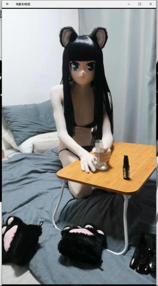 [UCM] Kigurumi Bikini Paid-Dating Simulation Insertion Test A kigurumi performer tests insertion positions in a bikini-themed adult simulation.