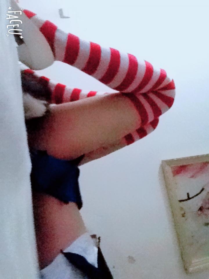 个人的日常自拍 - 喜欢我的可以+Q2953794525 [COSPLAY,高跟鞋,长筒袜,中国女孩,尾巴,恋足]
