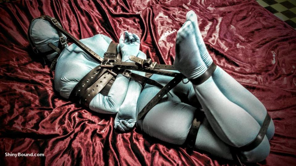 【Shiny Bound】Trip Six.. Living Doll Strapped Up Tight - Bondage, BDSM, Fetish, Damsel In Distress, Hooded, Struggle, Zentai, Leather Straps, Small Tits, Perky Boobs, Nips, Spandex, Gagged, Living Doll [欧美佳丽,木乃伊/全包]