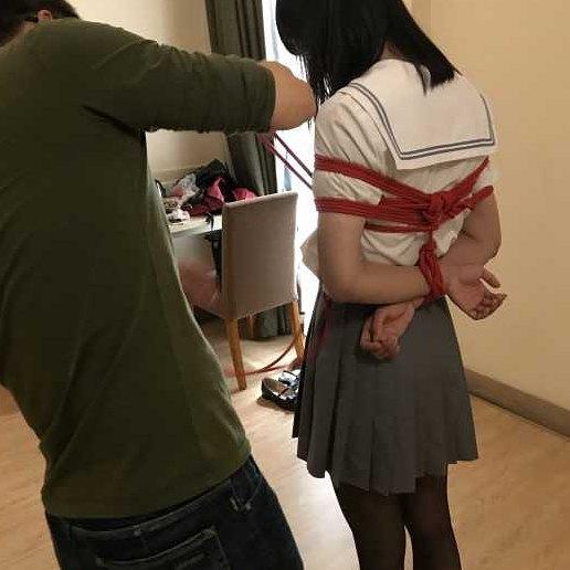 日本绳模绳艺 - 绳模主页：https://www.instagram.com/shiroro0128/