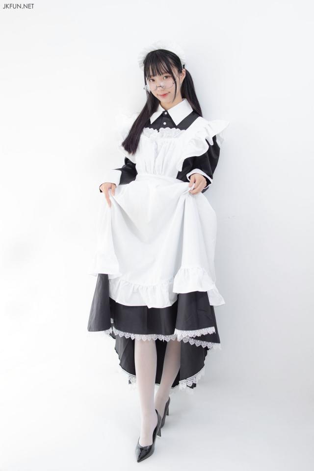 【森萝财团】女仆眼镜妹（上） [学生（水手服）,白丝,中国女孩]