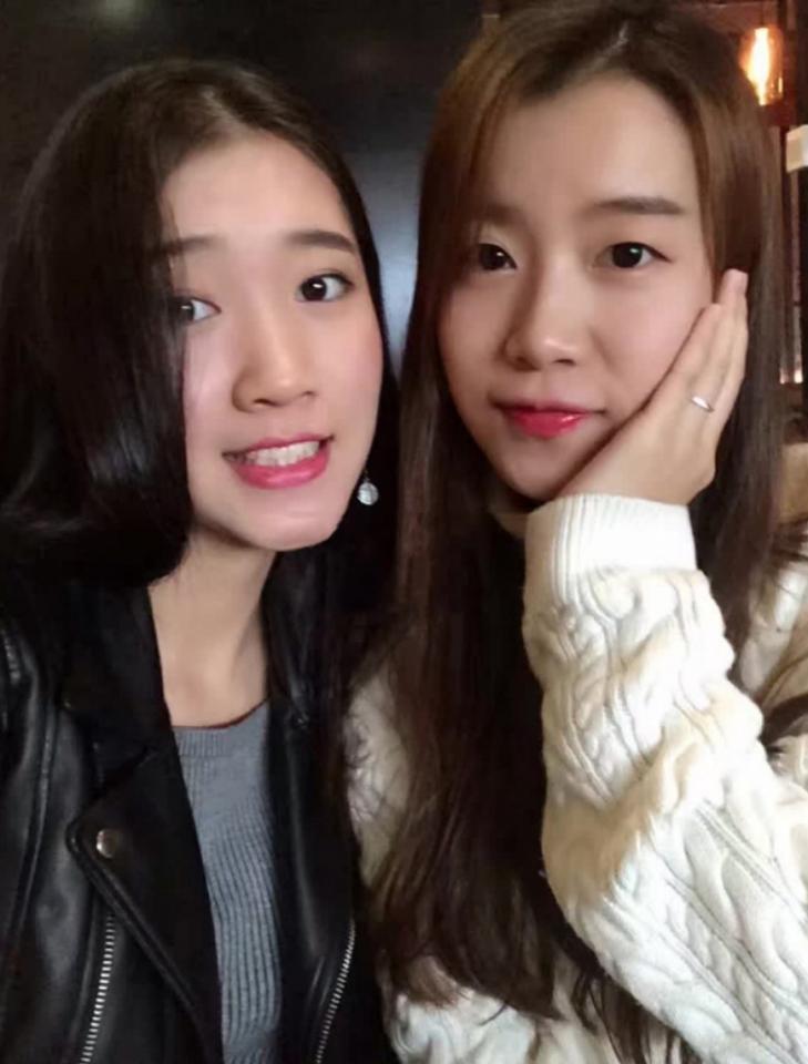 爱穿棉袜的女大学生 - 本来应该是钻石套图的 [中国女孩]