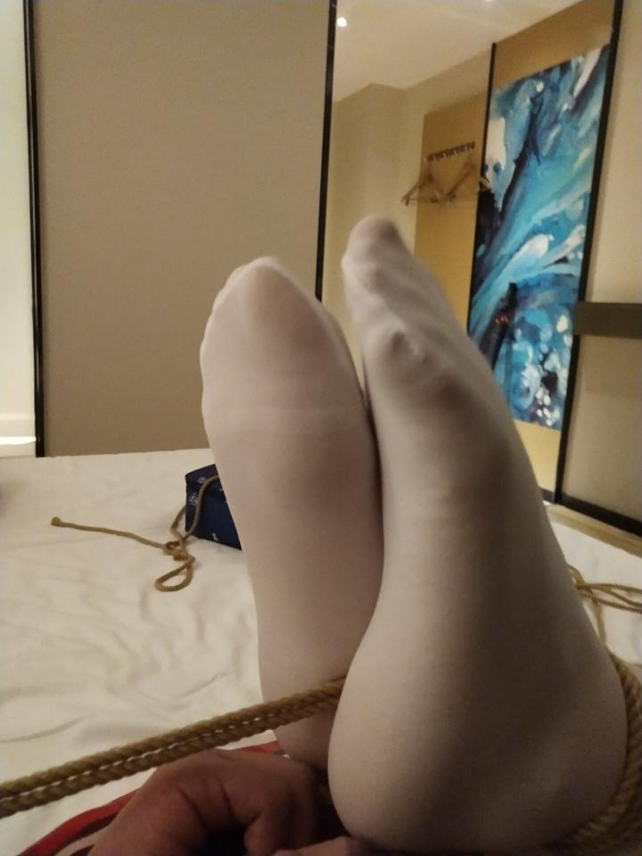 和小姐姐的一次约绳2 - 好看就完事了
