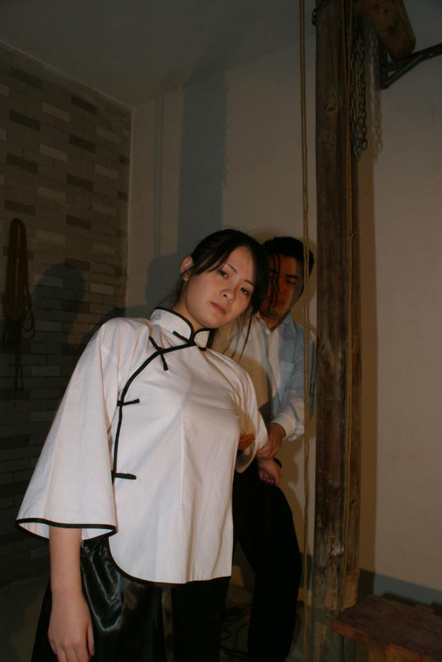 新胭脂扣 （原版套图）小华丽被捕老虎凳讯问 - 模特：小华丽 [Minguo student costume,Tiger bench,Chinese Female,新胭脂扣]