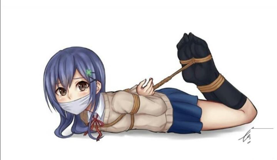P站搬运动漫图片 - 我的 [Hogtie (Lying on stomach),England student uniform]