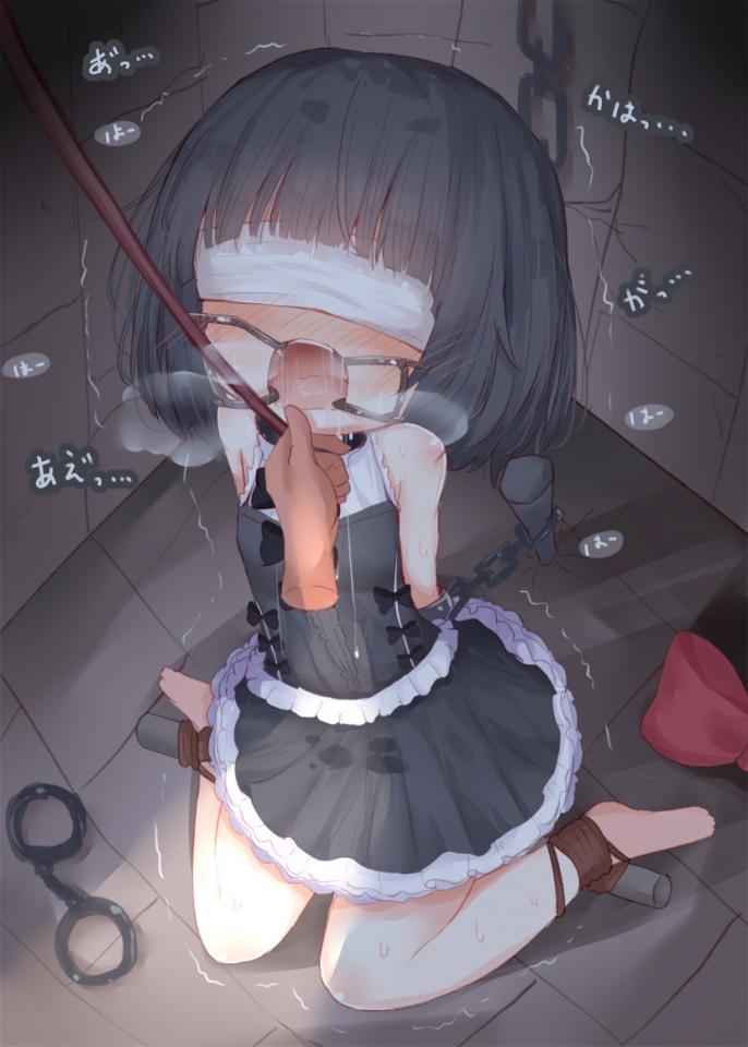 pixiv：つきのせ [职业（女仆）,手铐,日本动漫,狗链/项圈,眼罩/蒙眼,锁链,赤脚裸足,口枷,布条/绷带]