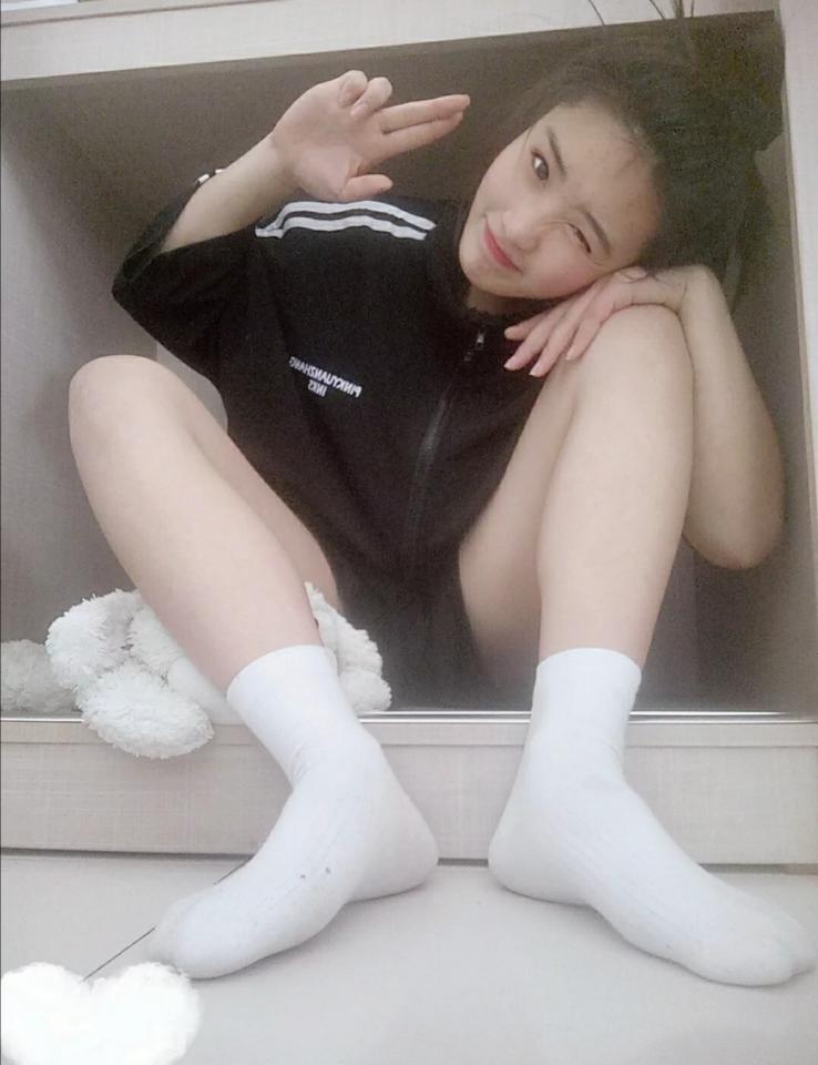 白袜盛宴足控福利 - 白袜福利图 [中国女孩,棉袜,恋足]