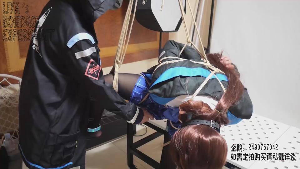 【莉雅的个人之作】紧缚、单腿吊、固定强高、SP、TK     理智归0的博士    博士X阿米娅 cosplay      编号：liya-071<br>阿米娅：莉雅<br>博士:路人A<br>内容简介：<br>紧缚、单腿吊、[不可描述]、SP、TK、固定强高、开腿、口球、胶带封嘴<br>剧情简介：<br>博士每天被阿米娅催促加班，终于在理智归0的情况下，对阿米娅展开了一系列的报复行动，阿米娅在博士的玩弄下，反复GC<br><br><br>视频尺寸：1920*1080<br>视频大小：880M<br>视频时间：00:38:32<br>解压密码：liya<br><br>如有定拍或其他需要请联系工作室2490757042<br><br>众筹链接：<br>莉雅：【众筹】【COSPLAY】剧情、角色征集<br>https://www.yaohuba.com/user_script_detail.php?article_id=742&user_script_id=388<br>莉雅：【cosplay】【紧缚、挣扎、逃脱】【蕾姆】<br>https://www.yaohuba.com/user_script_detail.php?article_id=743&user_script_id=389<br>莉雅：【舰娘】【监禁】【吊缚】【cosplay】<br>https://www.yaohuba.com/user_script_detail.php?article_id=764&user_script_id=405<br>嘤嘤怪X莉雅：【百合】【原神】【调教】【紧缚】【COSPLAY】莫娜X刻晴<br>https://www.yaohuba.com/user_script_detail.php?article_id=836&user_script_id=468<br><br>更多好看的视频请戳我   <br>