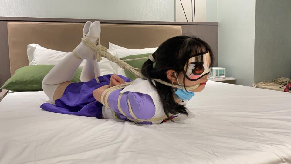 抹茶初试极限驷马＋勒嘴＋我妻由乃  