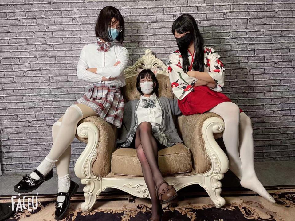 6/19号松江别墅！！！这次很精彩，玩的很开心 6/19号松江别墅！！！这次很精彩，玩的很开心，坐标上海，有套图，玩的都很开心，想来的人加QQ<span style='color:#b0b0b0;'>[隐藏文字，购买后可见]</span>，另外感谢夜色提供的场地，有兴趣的加QQ<span style='color:#b0b0b0;'>[隐藏文字，购买后可见]</span>