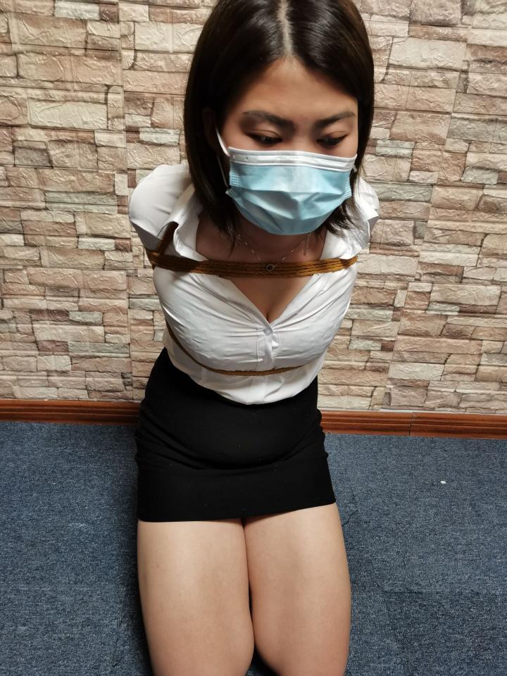 研究生欧式直臂捆绑 - 一生所爱绳艺体验店欢迎您的光临 [日式反绑,职业（正装领带）,胸缚,西式（直臂并肘）,中国女孩,口罩]