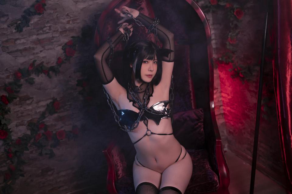 恶堕小恶魔 - http://www.hedaoapp.com/goods/goodsDetails?pid=2474 作者：Quan冉有点饿   [丝袜,COSPLAY,长筒袜,中国女孩,锁链,长手套]