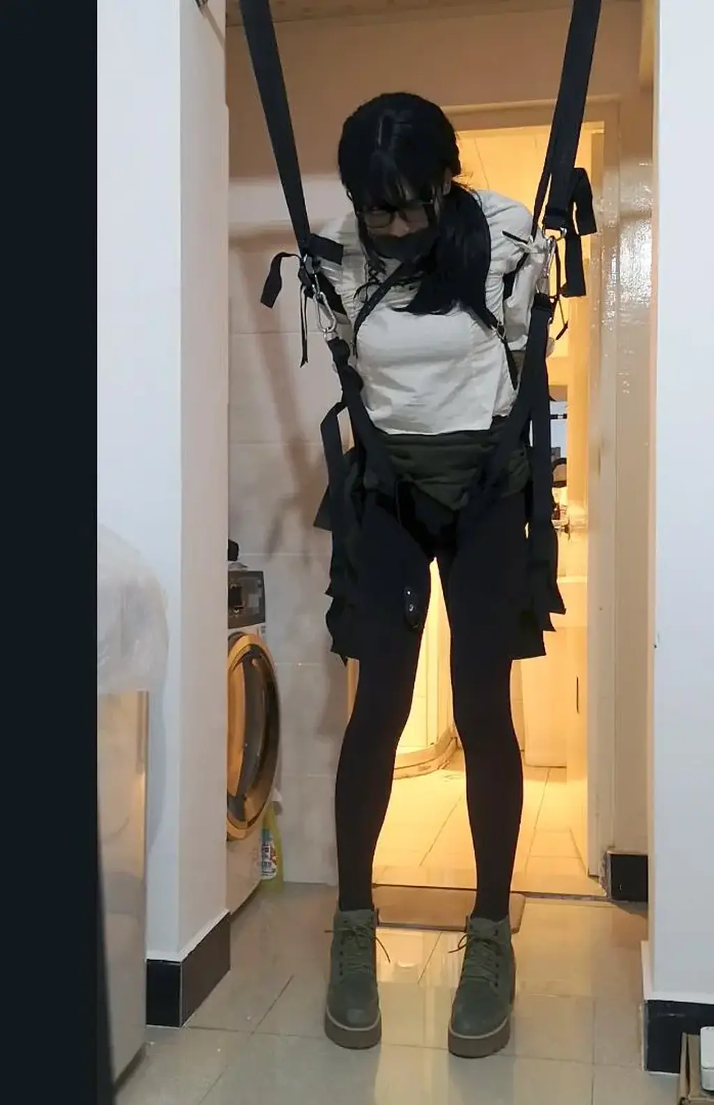 毫不掩飾的 情慾 在 筋膜槍 的 帶領下 得到 完全 釋放