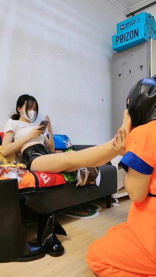 Indoor-Dog Training — Chimney Boots, Nylon Stockings, and Foot Slaps A domination session trains a subject as an indoor dog through chimney-style boots, nylon stockings, and slaps from stockinged feet.