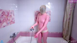Latexcat87  (May 23, 2025) 出自:LatexCat87<br>The rubber body of the doll in a tight, elastic nylon bondage. It is really amazing. The body is constrained, it becomes very warm and the latex is especially gentle on the body. And taking a shower in nylon bondage is a separate highest degree of pleasure.