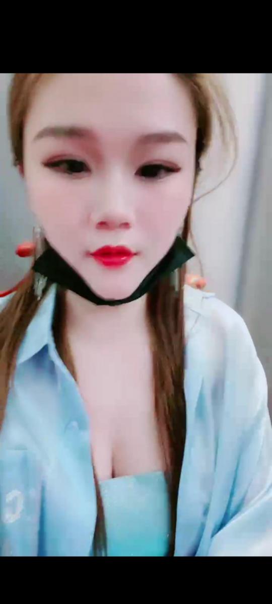 甜心教主 小奶狗的第一次 套路甜心教主，调教恋足小奶狗                                                          遛狗鞭打踩踏