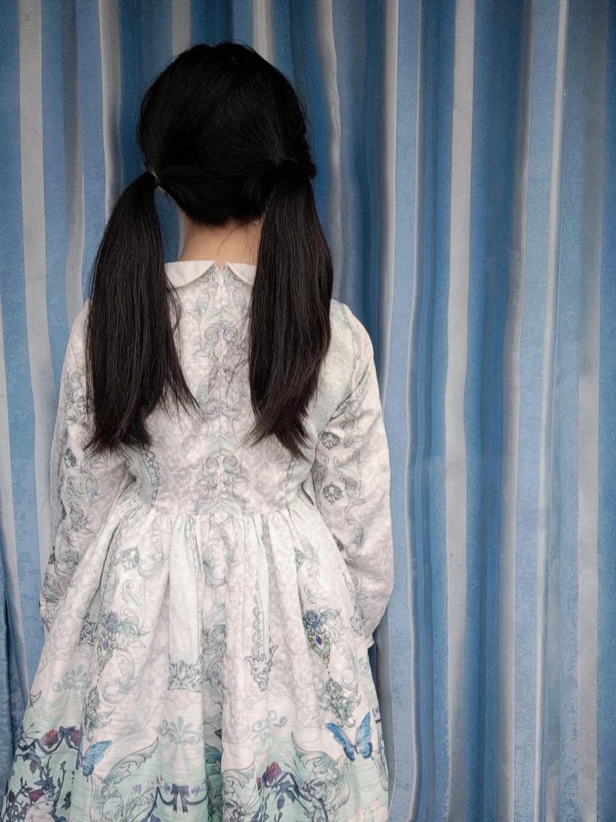 ABDL琪九九 蓝色奶嘴围兜 -  ABDL风格浅尝试 lolita 奶嘴 加口水围兜这里是琪九小萌新呀 欢迎服装赞助和交流哟 送套图1打灯图 [Chinese Female,Gothic,Closed mouth,pinafore]