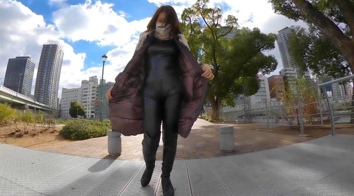 口枷マスク＆ラバーでお散歩(後編) 作者：Rigさんハウス (Rig)<br>そしてそして！<br>なんと今回は記念すべきFantiaの100投稿目です！！<br>すごい！気づいたら１００投稿目です！<br>ここまで続けてこれたのは本当に皆様の応援のおかげです！<br>本当にありがとうございます！！<br>