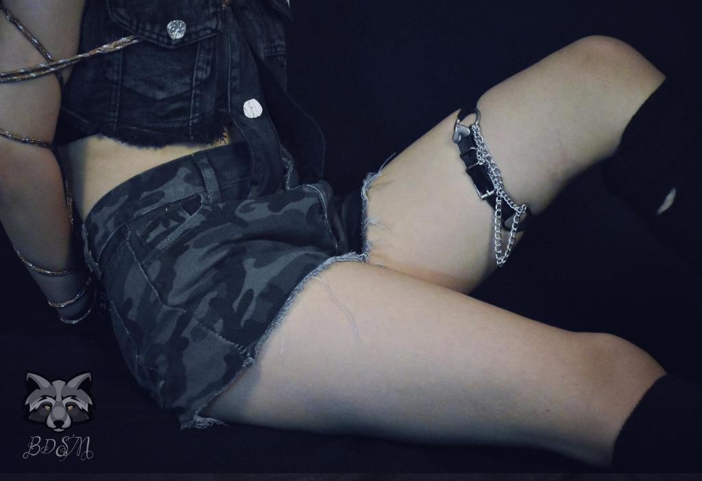 女冒险家战败play - 女冒险家在找寻传说中的”kb魔法书“过程中不幸被俘~
萌新摄影进行一个小试水，求支持~求关注~欢迎提出宝贵意见~ [高手缚（中式五花）,胸缚,中国女孩,后手缚（低混乱值）, 剧情向,绑架,捆绑]
