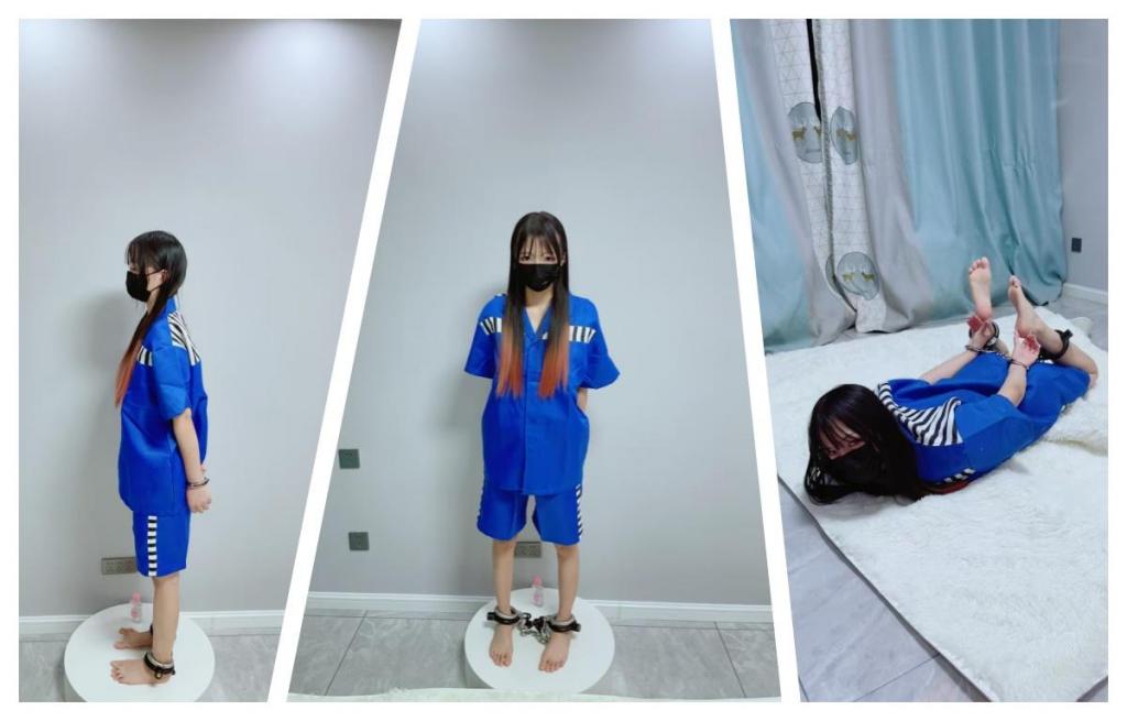【咕咕0816】糖糖女囚幻想-镣铐初体验、女囚训诫、强制裸足、指令训练、羞耻展示、镣铐放置过夜、严厉管教 糖糖作为一个天生的抖m，小时候就经常幻想着自己和女死囚一样戴上手铐脚镣、金属戒具，完全失去所有自由和权利，被训诫和严厉管教。<br>有一说一，当糖糖和我聊到这个xp的时候我一听就硬了，紧急购入了囚服和各种制式镣铐。<br>最棒的是，糖糖居然一次都没尝试过金属戒具、金属镣铐！这一次还是糖糖第一次体验真正的镣铐——比玩具有压迫感的多。<br>既然安排，就要狠狠安排，服装必须是囚服，镣铐必须是制式的金属镣铐，必须强制裸足，必须有命令下跪、转身、镣铐行走等训诫内容！<br>首先给糖糖戴上最严厉的板铐，反铐在身后，然后给糖糖戴上女死囚级别的重型脚镣（10斤），期间糖糖略有不满，作为惩罚又加了一副重镣！<br>然后命令女囚糖糖保持裸足，让糖糖光脚的情况下在戴着两幅重型脚镣、双手反铐的情况下执行罚跪、罚站、拍入狱照（正面侧面背面）、裸足带镣行走。<br>最后用一个筒铐连接手脚的镣铐，让糖糖以女死囚的身份驷马在地板上过夜。<br>当然，训诫结束后也不会让糖糖好过，拍摄结束后在不告诉糖糖的情况下直接关灯，让糖糖以金属镣铐驷马的姿势在地板上睡一整夜！（实际6个小时就给解开了，哭叫了一晚上太扰民了~）<br>--------------<br>服装：黑长直、囚服、强制裸足<br>道具：金属镣铐-板铐*1、筒铐*1、重型金属脚铐-黑色*1、重型金属脚铐-金属色*1（5kg ）<br>内容：上铐、指令训诫、罚跪、镣铐行走、金属驷马放置过夜等。<br>-----------<br>解压须知：<span style='color:#b0b0b0;'>[隐藏文字，购买后可见]</span><br>定拍、女模特应聘/体验QQ：3135427957