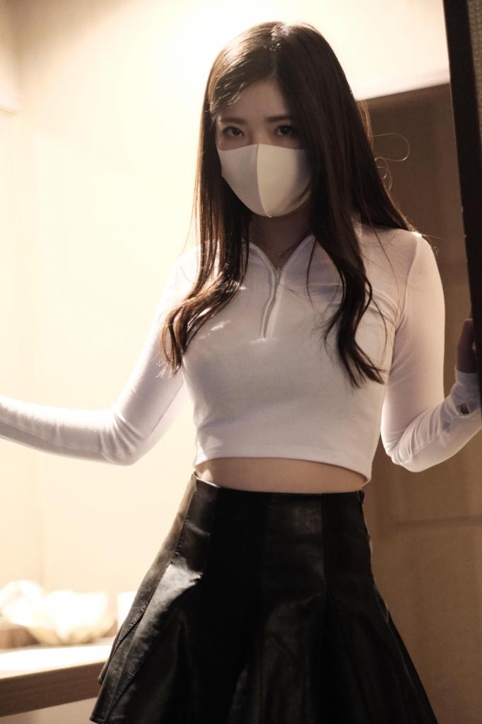新春写真集第1弾特別価格300円245P/私服〇〇＆バニーコス〇〇 （1） - 日本摄影师 犬×犬（けんけん）kenken  拍摄的图集 [日本美女,口罩,捆绑]