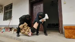 【预告骗】小遥的故事 熬夜剪的预告，简介实在写不动了。正片还在剪辑，这个月会发布，时长90分钟左右。<br>解压密码：0321