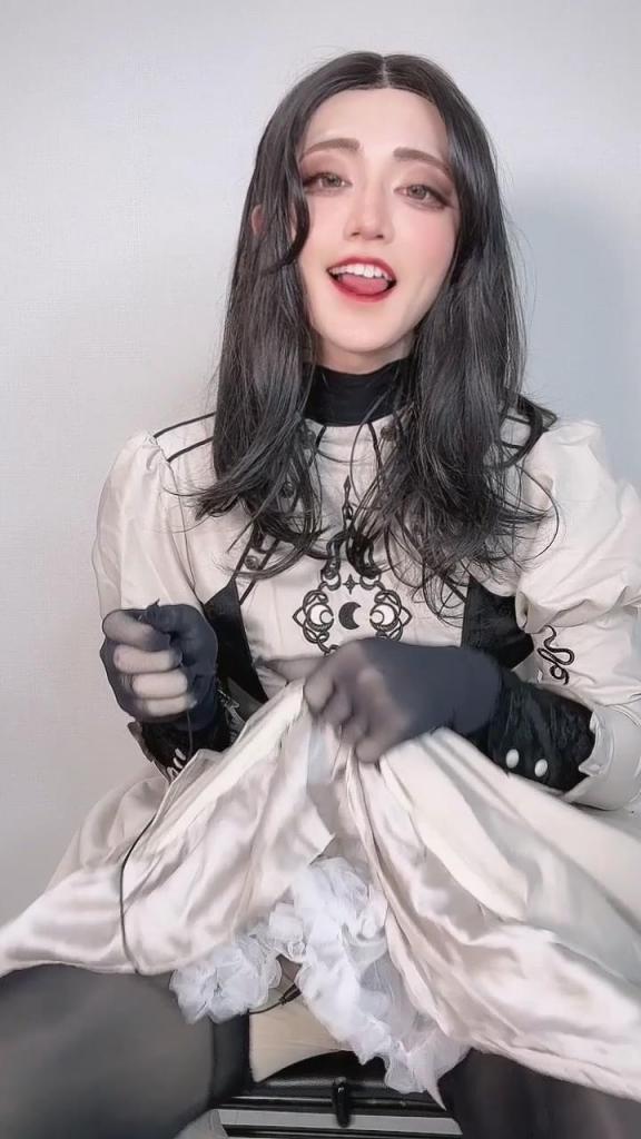魔法使いの聖女は、ゴムちんぽをシコって魔力を回復するみたいです 出自:Re:I (ReI（れい）)<br>魔法使いの聖女は、ゴムちんぽをシコって魔力を回復するみたいです 伪娘 伪娘 伪娘<br>この魔法使いさん、魔力を高めるためにはえっちなことをしないといけないみたい。<br>魔力供給元はもちろん、ちんぽこ。<br><br>ラバーに包まれ感度100倍のちんぽこをｼｺｼｺして魔力を溜めます。<br>継戦能力を高めるために最後は電動バイブをちんぽにつけて、いざ戦場へ。