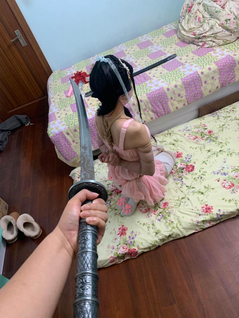 古风小南梁 白丝五花大绑斩首
