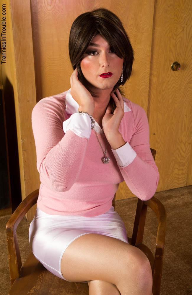 Pink-Sweatered Kimber Tied and Cleave Gagged