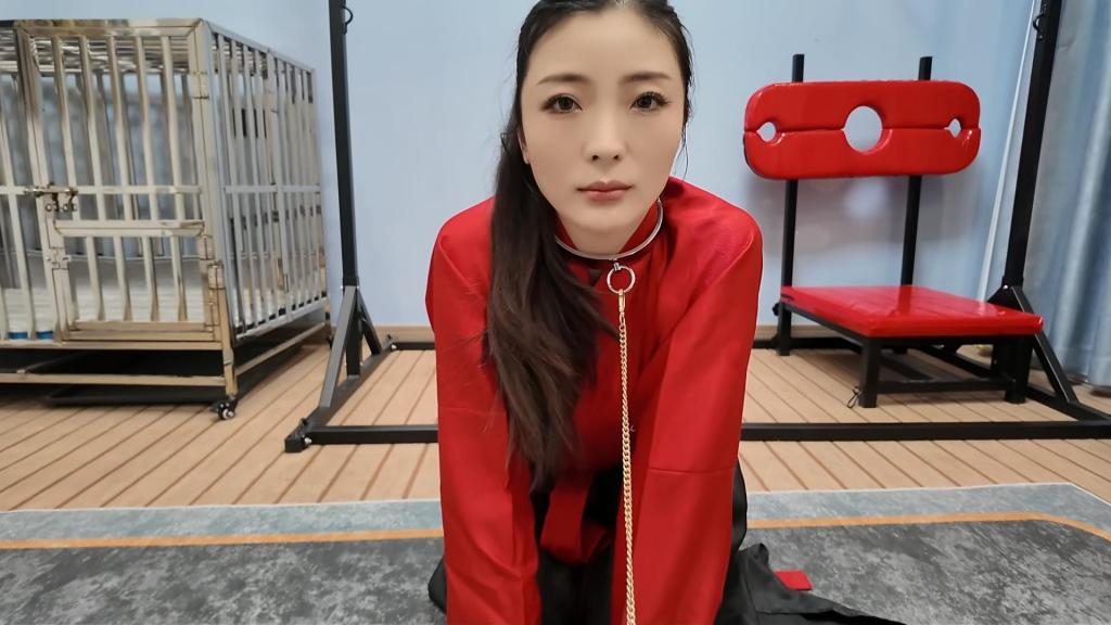 佳佳古装关笼子1 古装美女佳佳笼子一天的生活，带不锈钢项圈，手铐脚镣，.....本工作室提供私人定制绳艺视频、定制绳艺体验、约拍模特、牢房体验、私人定制体验、剧本体验、出售配方麻绳、原味、另外招募绳艺模特、视频统一解压密码h123456 定拍联系QQ1642384671加我注明妖狐吧，需要解压两次，密码一样